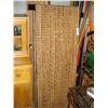 Image 1 : QUEENSIZE RATTAN BED FRAME