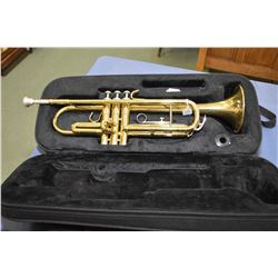 Fernando brass trumpet with mouth piece and fitted case