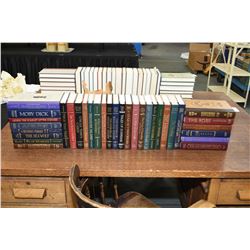Thirty three volumes of Reader's Digest's "The World's Best Reading" books by various authors includ