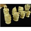 Image 4 : Eskimo Ivory Chess Set