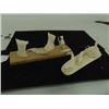 Image 3 : 2 Eskimo Ivory Scenes