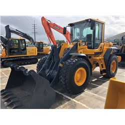 2009 VOLVO L60F WHEEL LOADER; VIN/SN:61970 - GP BUCKET, FORKS, ECAB W/ AC, 20.5R25 TIRES, 1,421 HOUR