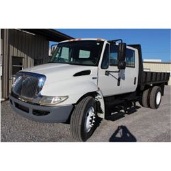 2012 INTERNATIONAL DURASTAR 4300 FLATBED DUMP TRUCK; VIN/SN:3HAJTSKM3CL129327 - S/A, CREW CAB, 300 H