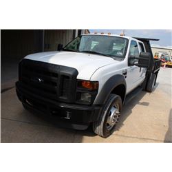 2009 FORD F450 FLATBED TRUCK; VIN/SN:1FDAW46R59EA69813 - CREW CAB, V8 DIESEL, A/T, AC, 8'-6" STEEL F