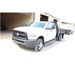 2013 DODGE 3500 FLATBED TRUCK; VIN/SN:3C7WRSCT8DG565148 - CREW CAB, V8 GAS, A/T, AC, 9' STEEL FLATBE