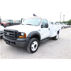 2007 FORD F550 SERVICE TRUCK; VIN/SN:1FDAF56P17EA13708 - V8 DIESEL, A/T, AC, KNAPHEIDE SERVICE BODY,