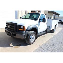 2006 FORD F550 SERVICE TRUCK; VIN/SN:1FDAF56P66ED19284 - V8 POWERSTROKE DIESEL, A/T, AC, KNAPHEIDE S