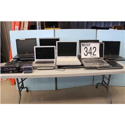 LAPTOPS, DOCKING STATION