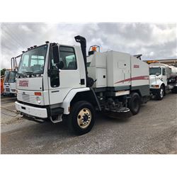 2007 ELGIN SC8000 SWEEPER TRUCK VIN/SN:49HAAD3V07DX61355 - S/A, CUMMINS DIESEL, A/T, AC, 33,000K GVW