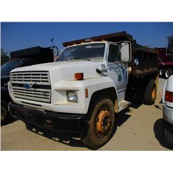 1991 FORD F800 DUMP, VIN/SN:1FDXK84AOMVA26984 - GVR 30,000LB FORD DIESEL ENGINE, A/T, 10' STEEL DUMP
