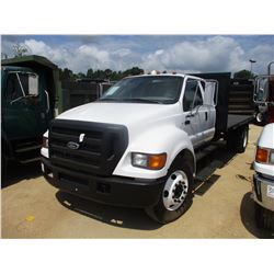 2006 FORD F650 FLATBED TRUCK, VIN/SN:3FRNX65N86V356353 - GVW 26,000# CAT DIESEL ENGINE, A/T, 16' FLA
