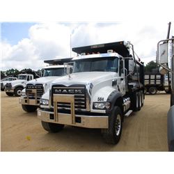 2017 MACK GU713 DUMP, VIN/SN:1M2AX07C4HM036516 - TRI-AXLE, 455 HP MACK MP8-455 ENGINE, 10 SPD TRANS,