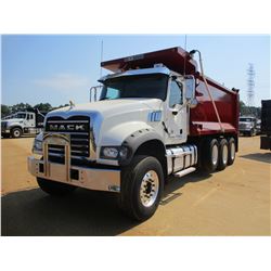 2017 MACK GU713 DUMP, VIN/SN:1M2AX07C0HM036528 - TRI-AXLE, 455HP MACK 455M DIESEL ENGINE, MACK T310M