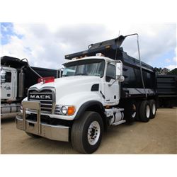 2007 MACK CV713 DUMP, VIN/SN:1M2AG11C77M056143 - TRI-AXLE, 370 HP MACK, 10 SPD, ENGINE BRAKE, 16' DU