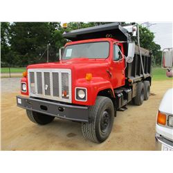 1991 INTERNATIONAL 2574 DUMP, VIN/SN:1HTGGAZT7MH383601 - T/A, CUMMINS DIESEL ENGINE, A/T, 14' STEEL 