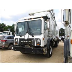 2018 MACK MRU613 GARBAGE TRUCK, VIN/SN:1M2AV04C2JM017978 - T/A, 345 HP MP7 MACK DIESEL ENGINE, ALLIS