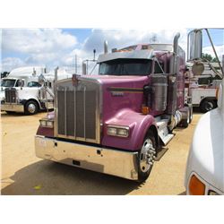 2005 KENWORTH W900 TRUCK TRACTOR, VIN/SN:1XKWD49X45J082729 - T/A, 450 HP CUMMINS ISX ENGINE, 10 SPEE
