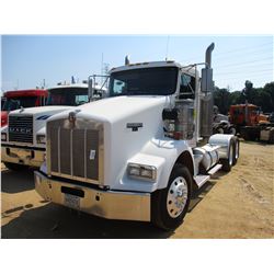 2005 KENWORTH T800 TRUCK TRACTOR, VIN/SN:1XKDDU9X65J097532 - T/A, 430 HP CAT C13 ENGINE, 10 SPEED TR