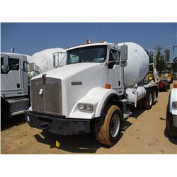 2009 KENWORTH T800 MIXER TRUCK, VIN/SN:1NKDL50X19J250128 - T/A, CUMMINS DIESEL ENGINE, 8LL TRANS, 46