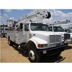 1998 INTERNATIONAL 4800 BUCKET TRUCK, VIN/SN:1HTSEAAN5WH529581 - S/A, DT466 ENGINE, 6 SPEED TRANS, L