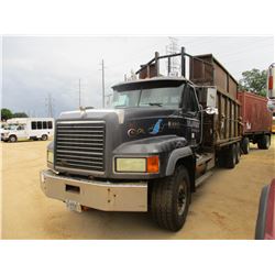 1998 MACK CL713 DEBRIS TRUCK, VIN/SN:1M2AD62C9WW006285 - T/A, 460HP MACK E7 ENGINE, 18 SPEED TRANS, 
