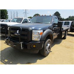 2013 FORD F550 FLATBED, VIN/SN:1FDUF5HT3DEA41948 - POWER STROKE DIESEL ENGINE, A/T, 12' FLATBED BODY