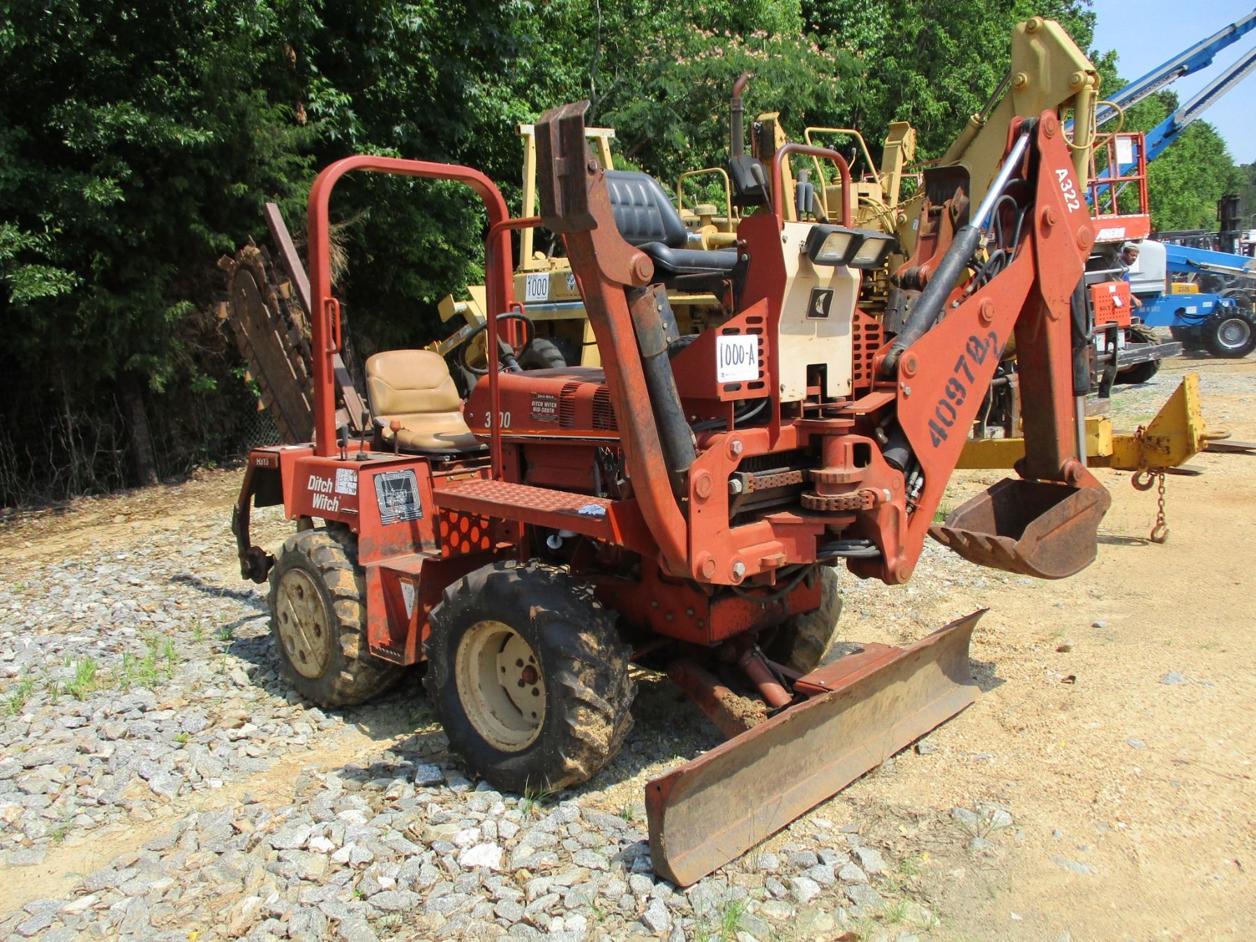 DITCH WITCH 3700DD TRENCHER, VIN/SN3W0055 DITCH WITCH A322 BACKHOE