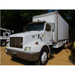1997 PETERBILT 330 LUBE TRUCK, VIN/SN:3BPNHD7X9VF442714 - S/A, CAT DIESEL ENGINE, 6 SPEED TRANS, 33,