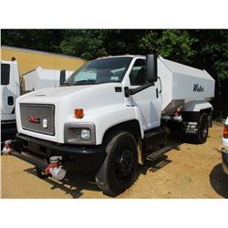 2005 GMC C8500 WATER TRUCK, VIN/SN:1GDM8C1C45F501767 - S/A, CAT DIESEL ENGINE, A/T, WATER TANK BODY 