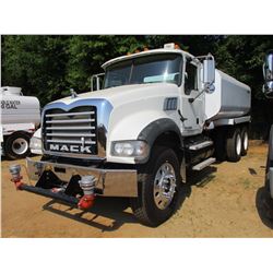 2007 MACK CTP713 WATER TRUCK, VIN/SN:1M2AT04Y37M006594 - T/A, 405HP MACK MP7 ENGINE, 8 SPEED TRANS, 
