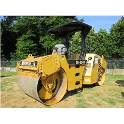 2005 CAT CB534D ROLLER, VIN/SN:FGH00356 - TANDEM, VIBRATORY, 66" SMOOTH DRUM, CANOPY