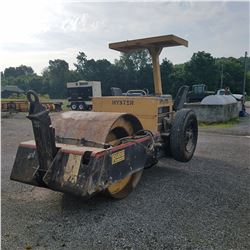 HYSTER C330B ROLLER, -TANDEM METER READING 2,364 HOURS (COUNTY OWNED) (SELLING OFFSITE LOCATED IN MA