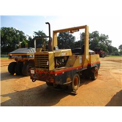 HYPAL C530A ROLLER, VIN/SN:A091C4519U - PNEUMATIC, WATER SYSTEM, ROLL BAR, METER READING 2,330 HOURS