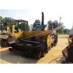 2011 CAT AP600D ASPHALT PAVER, VIN/SN:TF200269 - 8' - 15' CAT AS22520 VERS-A-MAT SCREED, METER READI
