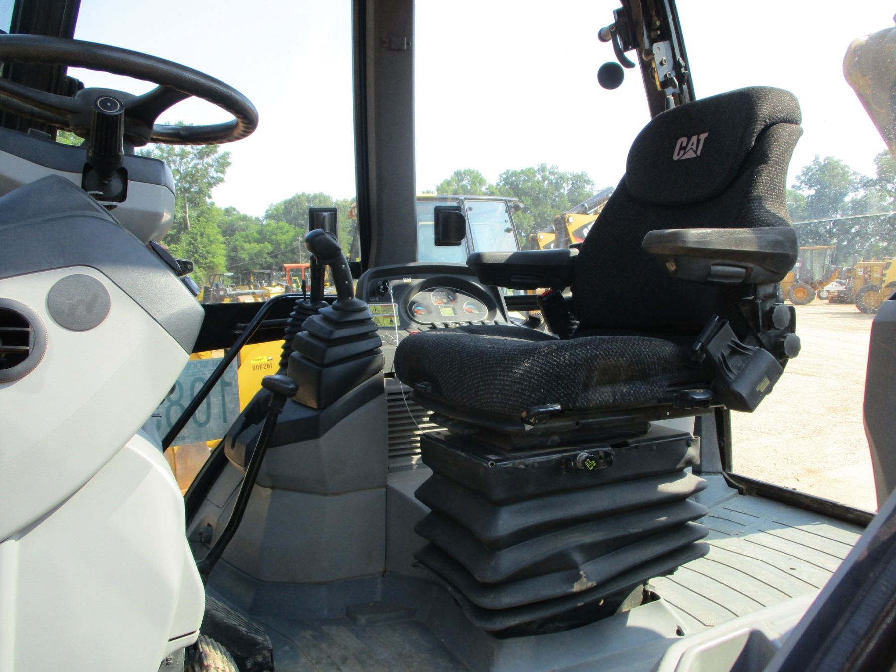 CAT 420F IT LOADER BACKHOE, VIN/SNJWJ00483 E STICK, QUICK COUPLER