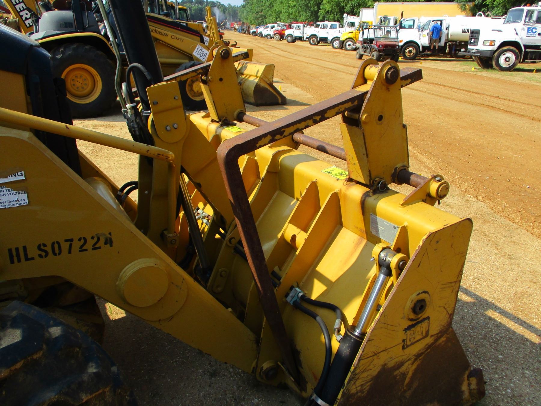 2008 CAT 420E LOADER BACKHOE, VIN/SNHLS07224 ESTICK, MP BUCKET