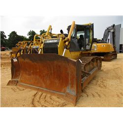 2004 KOMATSU D65EX-15 CRAWLER TRACTOR, VIN/SN:67238 - SEMI-U BLADE W/TILT, ECAB W/AC