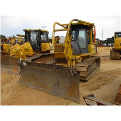 KOMATSU D41E-3 CRAWLER TRACTOR, VIN/SN:830047 - 6 WAY BLADE, ECAB W/AC, SWEEPS, SCREENS, METER READI