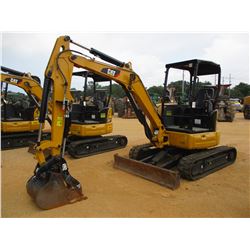 2015 CAT 303.5E2 CR MINI EXCAVATOR, VIN/SN:BG800798 - 5' 1" STICK, 24" BUCKET, QUICK COUPLER, HYD TH