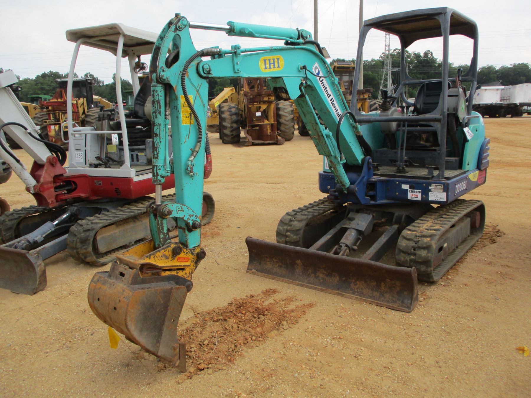 2012 IHI 28N MINI EXCAVATOR, VIN/SNWL003061 4' STICK, QUICK COUPLER