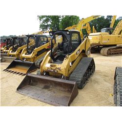 2011 CAT 277C SKID STEER LOADER, VIN/SN:JWF02568 - CRAWLER, HIGH FLOW, GP BUCKET, CANOPY, METER READ