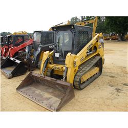 2015 GEHL RT210 SKID STEER LOADER, VIN/SN:H00921217 - CRAWLER, HIGH FLOW, GP BUCKET, ECAB W/AC, METE