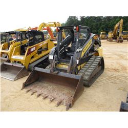 2013 NEW HOLLAND C232 SKID STEER LOADER, VIN/SN:JDM471032 - CRAWLER, GP BUCKET, CANOPY, METER READIN