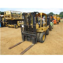 HYSTER FORKLIFT, - 2 STAG, SIDE SHIFT, DIESEL ENGINE