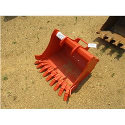 BOBCAT MINI EXCAVATOR BUCKET QUICK CONNECT