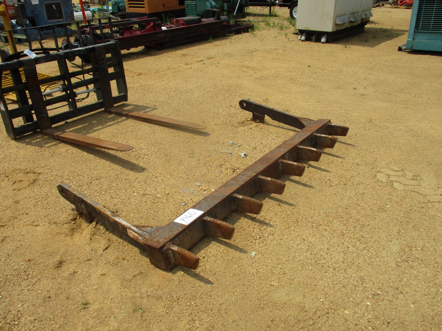 ROOT RAKE - 8' LENGTH, 8 SHANK, FITS CRAWLER TRACTOR