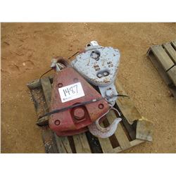 (2) BLOCKS FIT CRANE