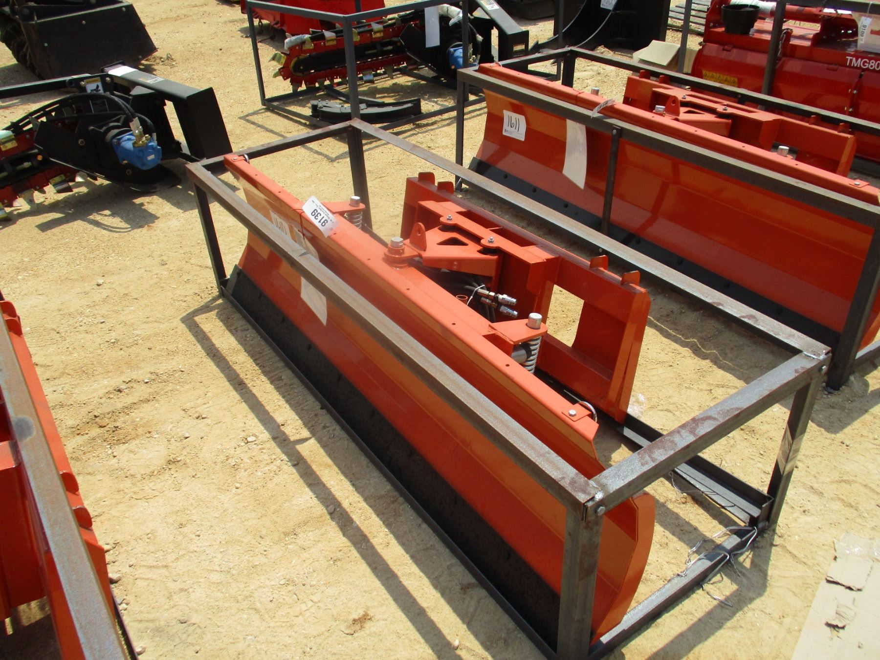 SNOW PLOW/DOZER BLADE, 86 SNOW PLOW/DOZER BLADE, 86