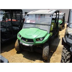 2015 JOHN DEERE XUV550 S4 SIDE BY SIDE, VIN/SN:050133 - 4X4, WINDSHIELD, CANOPY, REAR DUMP BOX, METE