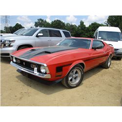 FORD MUSTANG VIN/SN:1E05M218916 - V8 GAS, 4 SPEED TRANS, ODOMETER READING 61,323 MILES